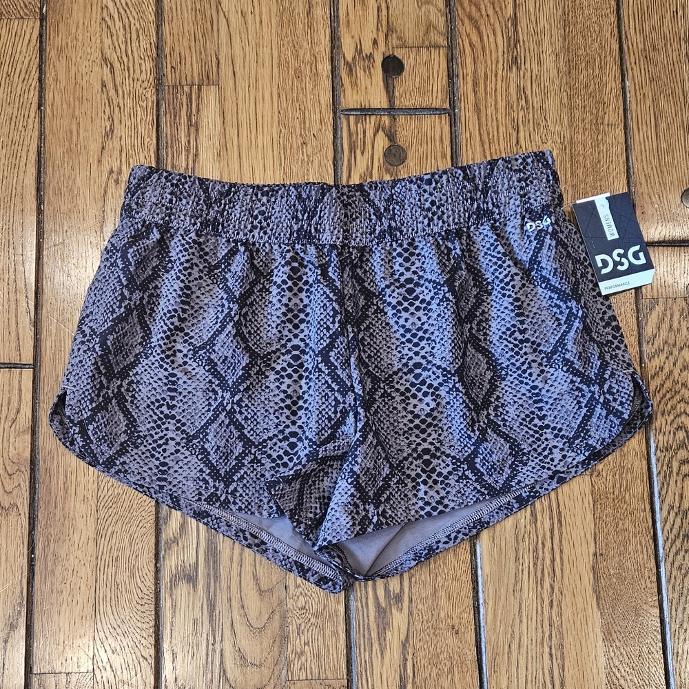 DSG Women’s Performance Running Shorts – Snakeskin Print Small NWT